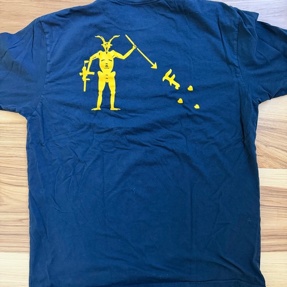 Forward Observations Group “Blackbeard Pirate” Tee (Navy) – Size XL - Picture 4 of 4